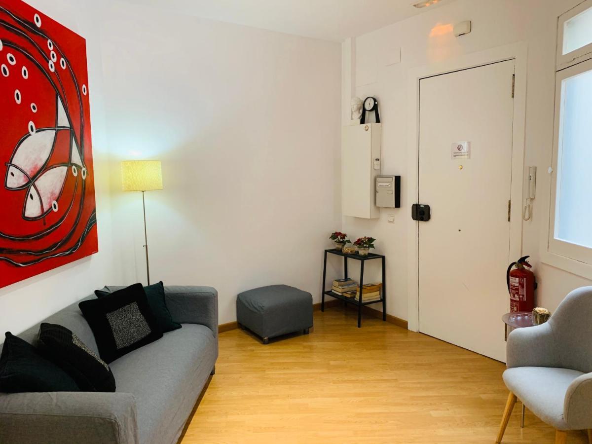 Super Balmes Guest House Барселона Экстерьер фото