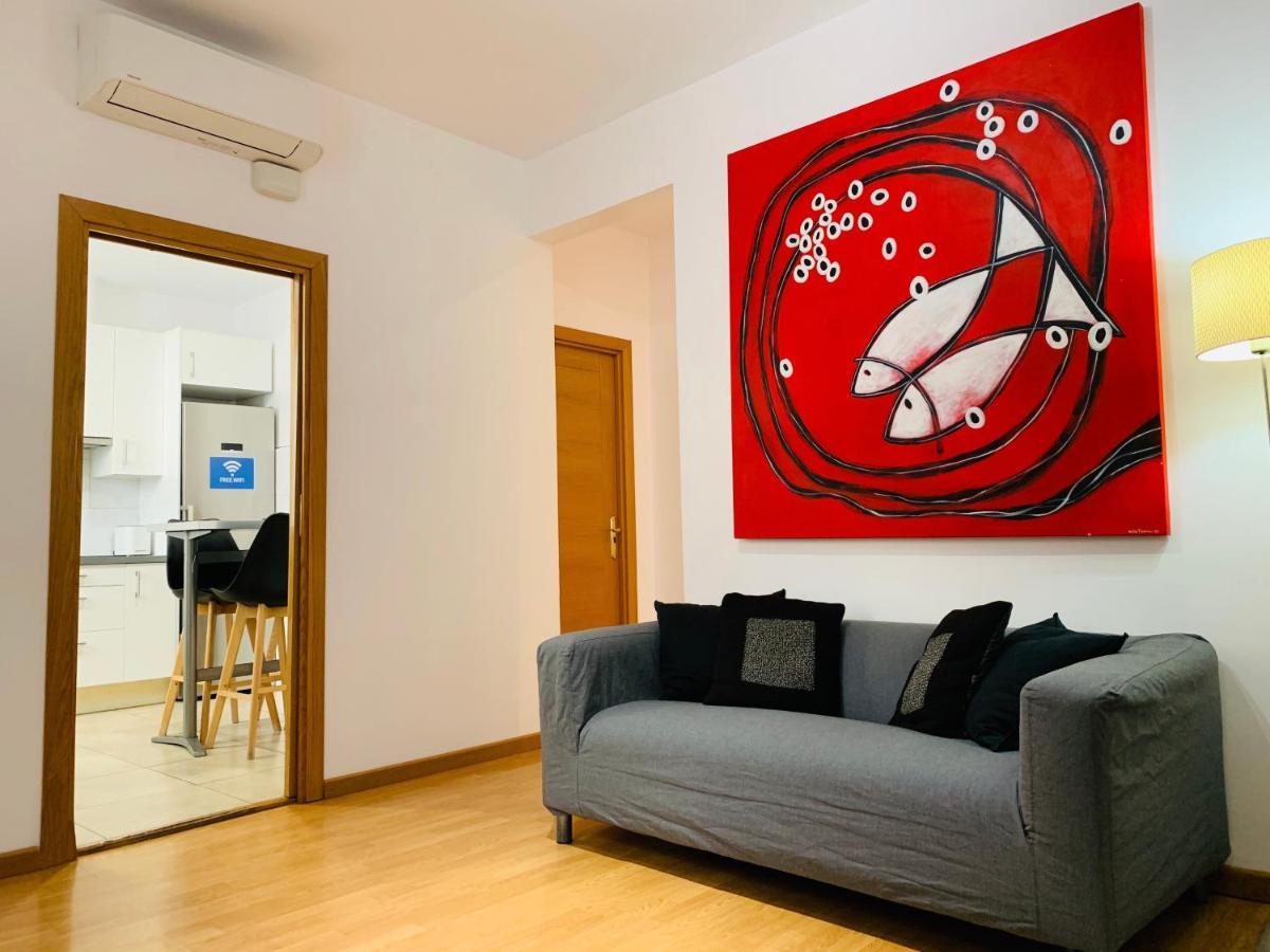 Super Balmes Guest House Барселона Экстерьер фото