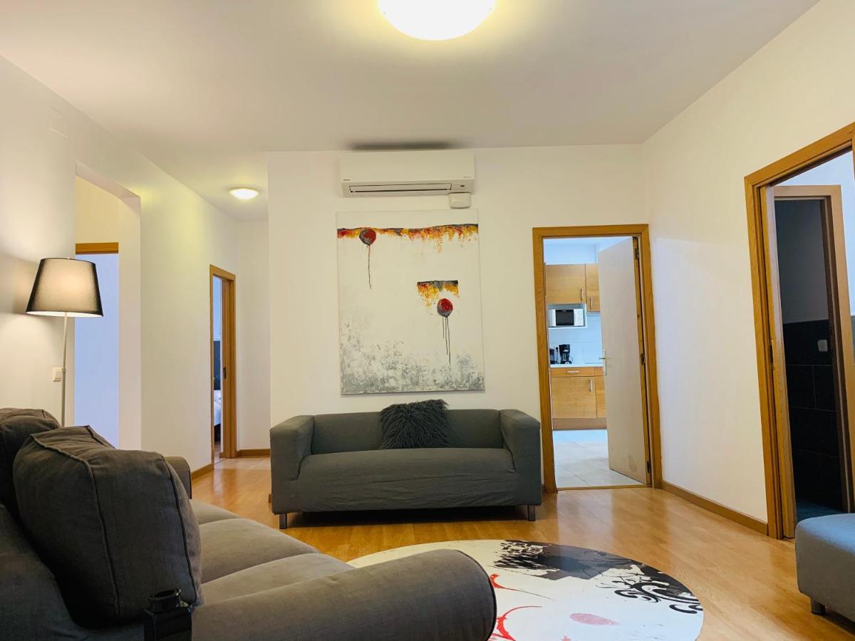 Super Balmes Guest House Барселона Экстерьер фото