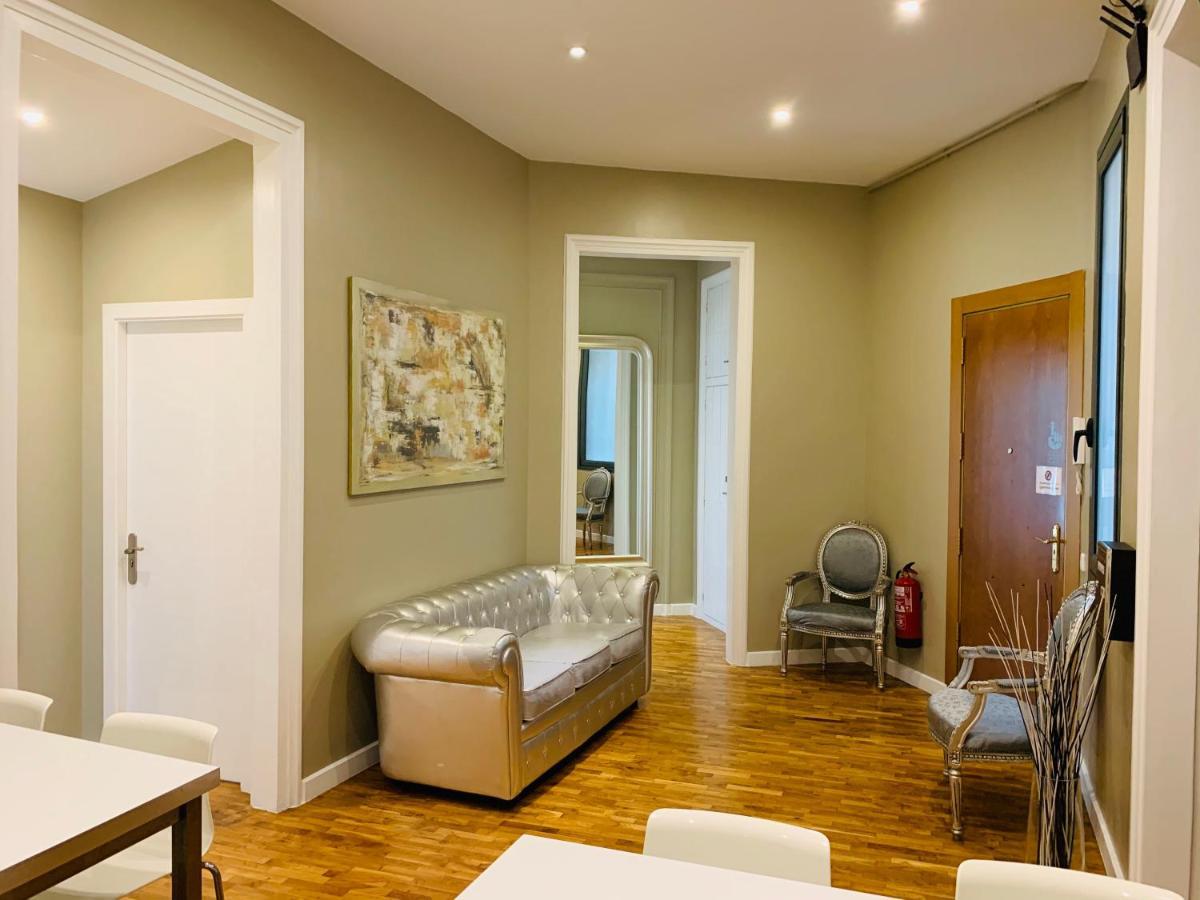 Super Balmes Guest House Барселона Экстерьер фото